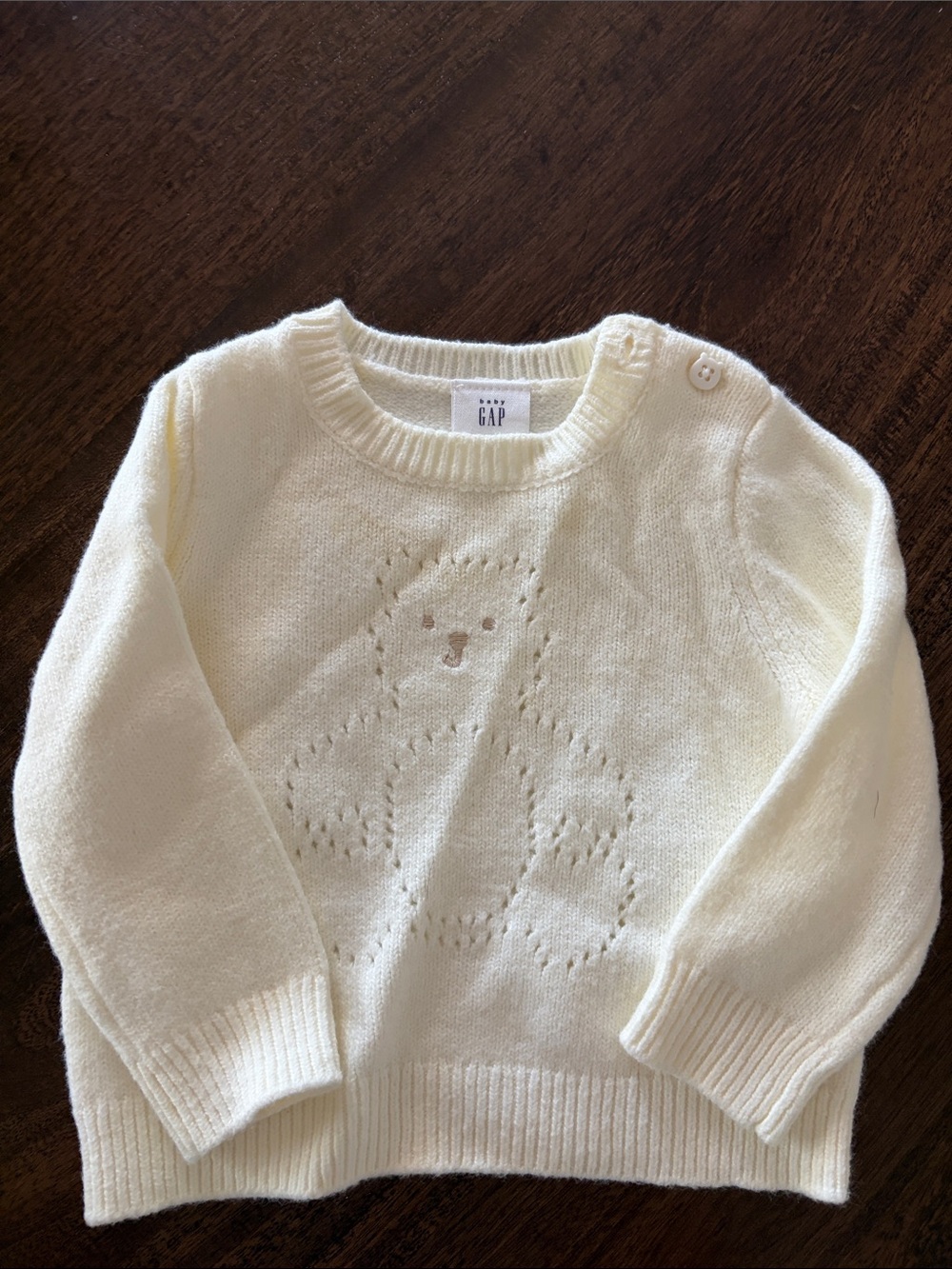 GAP Cream Bear Motif Crewneck Sweater